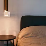 Meda - Lakeside Leisure & Business Appartement *