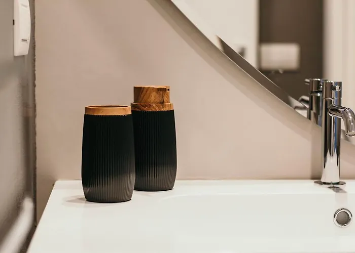 Meda - Lakeside Leisure & Business Apartament Cissano